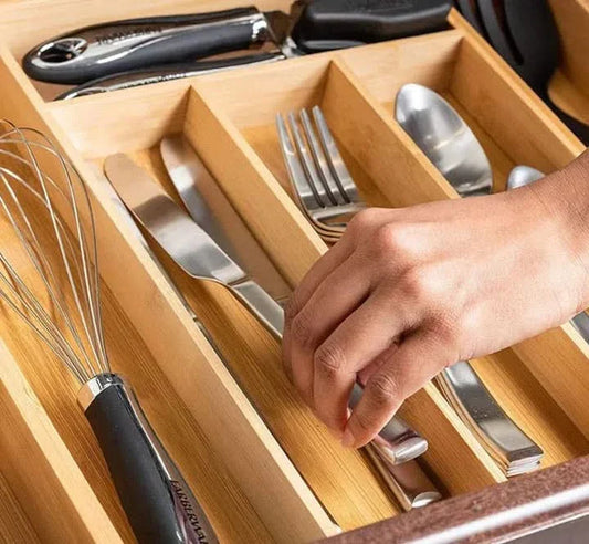 Organizador Multifuncional Extensible de Bambú